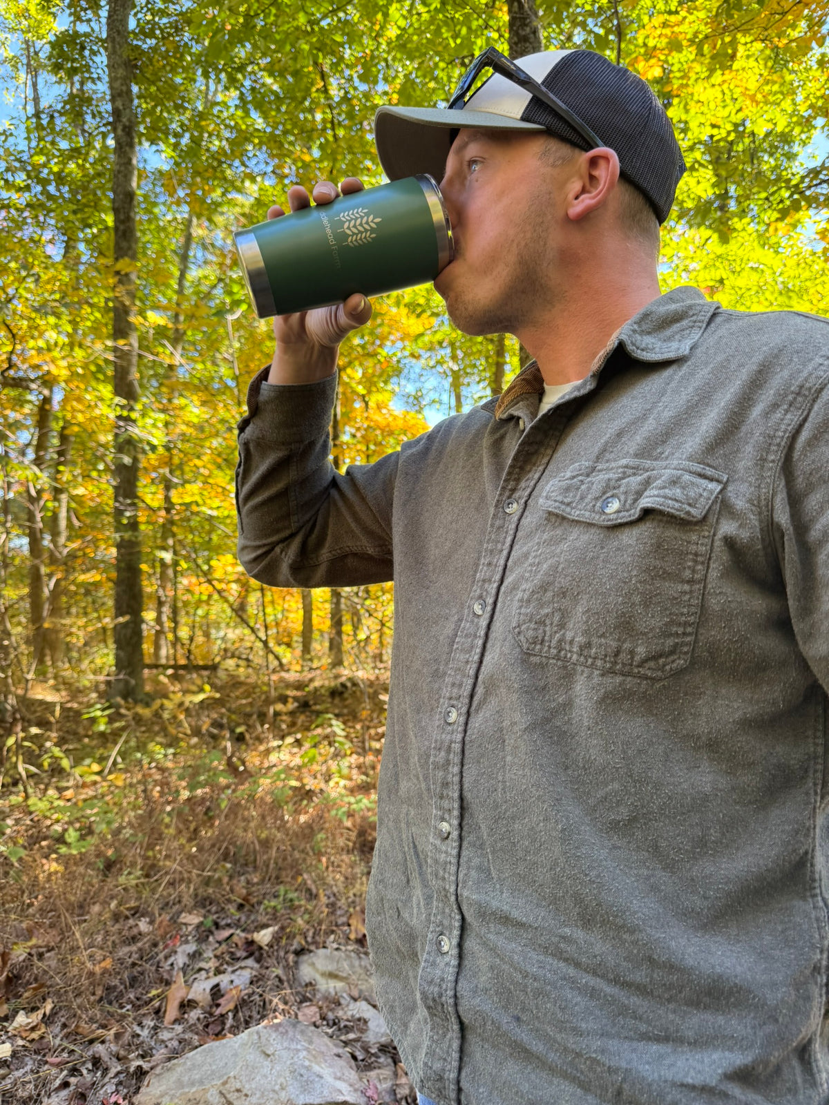TRAVEL TUMBLER